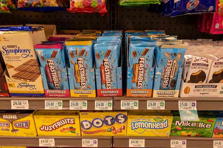 Файл:10302856 Feastables.jpg