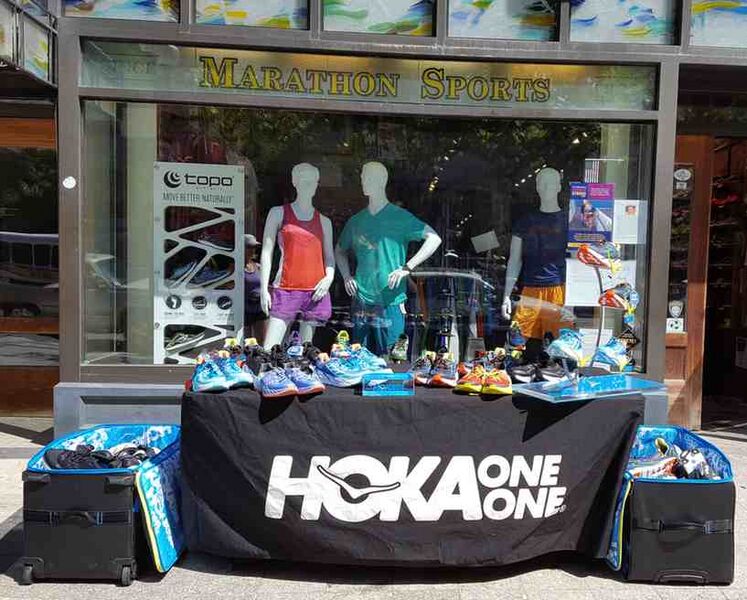 Файл:8932035 Hoka One One.jpg