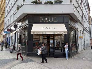 10975727 Groupe Holder.jpg