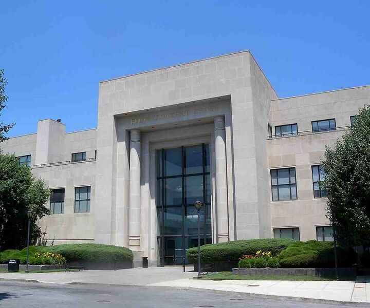 Файл:6165410 Bulova.jpg