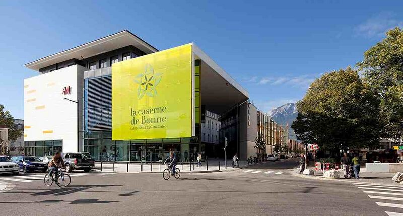 Файл:10860439 Mercialys.jpg