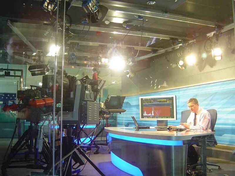 Файл:655940 Bloomberg.jpg