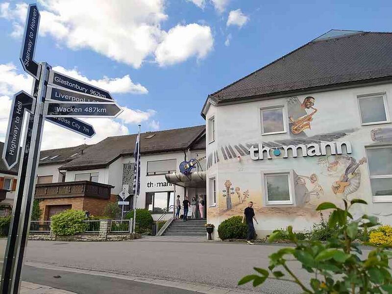 Файл:11210576 Thomann.jpg