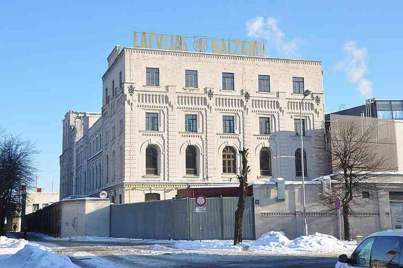 Файл:6316650 Латвияс балзамс.jpg