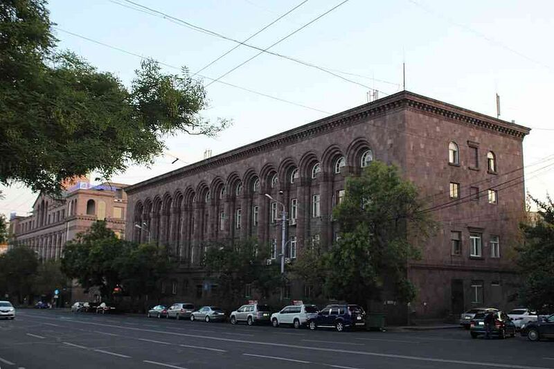 Файл:10510781 Армянская энциклопедия.jpg