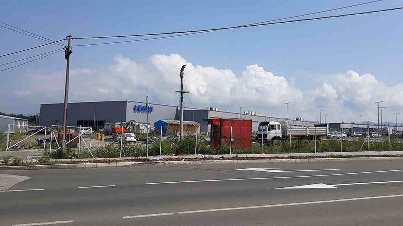 Файл:170142 Leoni AG.jpg