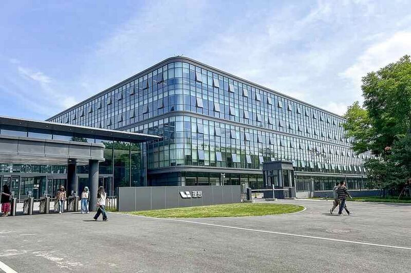 Файл:10288920 Li Auto.jpg