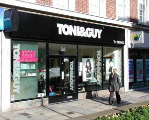 1563181 Toni & Guy.jpg