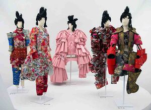 7460017 Comme des Garçons.jpg