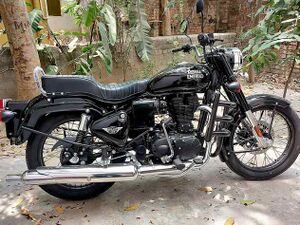 318172 Eicher Motors.jpg