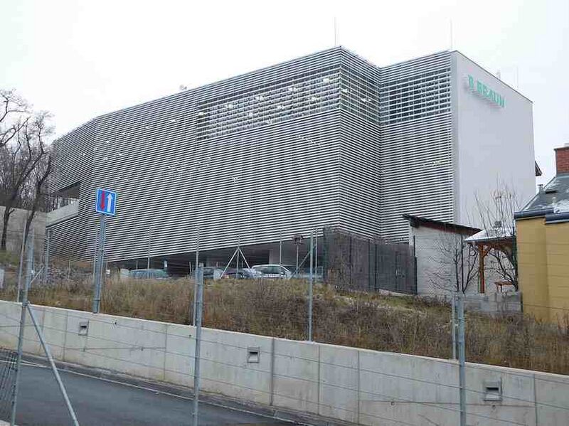 Файл:8910114 B. Braun.jpg