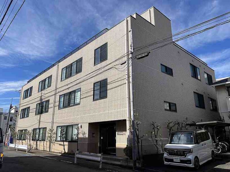 Файл:629308 Bones.jpg