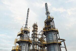 3712782 Ильский нефтеперерабатывающий завод.jpg