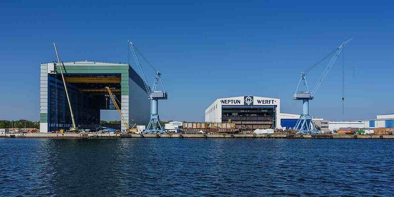 Файл:4407818 Neptun Werft.jpg
