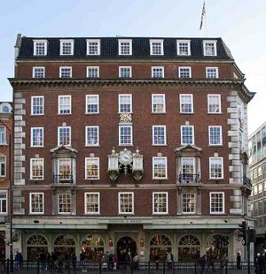 11308523 Fortnum & Mason.jpg