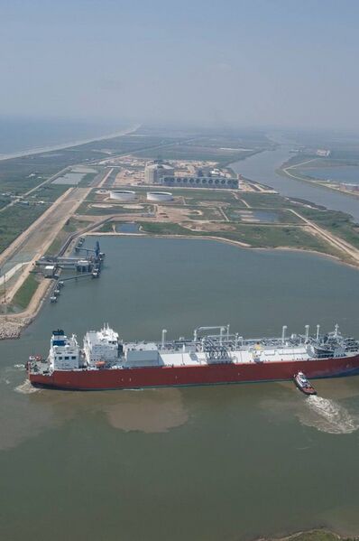 Файл:10064372 Freeport LNG.jpg