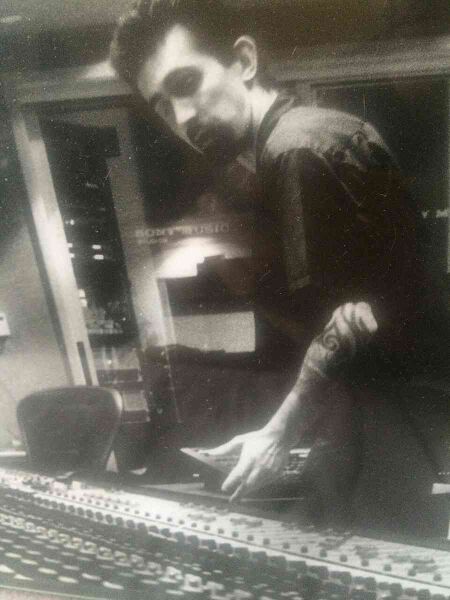 Файл:7902908 Sony Music Studios.jpg