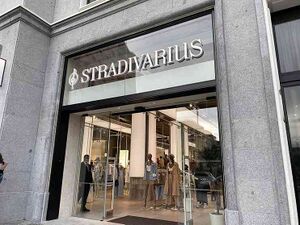 8322960 Stradivarius.jpg