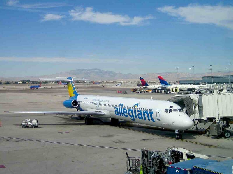 Файл:2432663 Allegiant Air.jpg