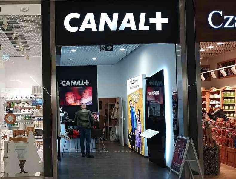 Файл:2487118 Groupe Canal+.jpg