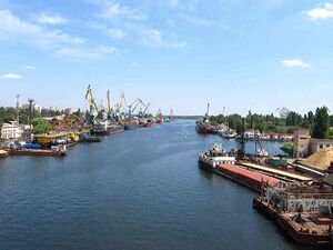 927396 Херсонский речной порт.jpg
