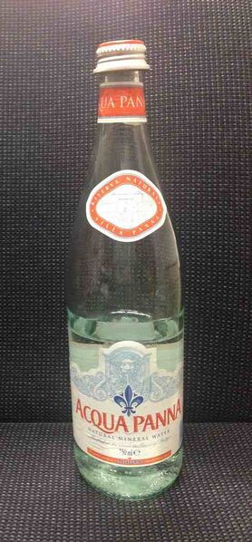 Файл:8337710 Acqua Panna.jpg