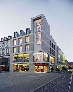 6922543 S.Oliver.jpg