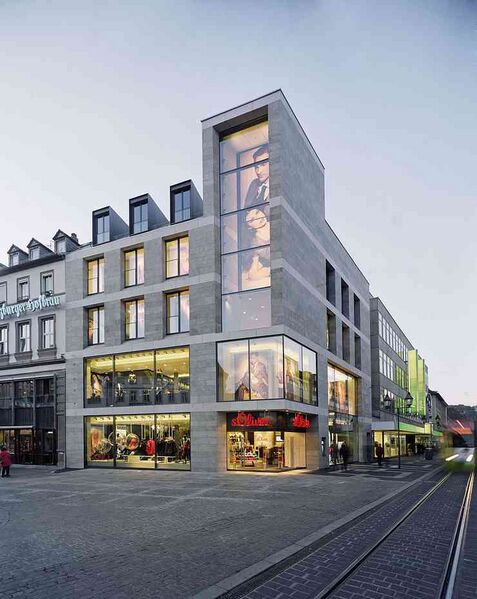 Файл:6922543 S.Oliver.jpg