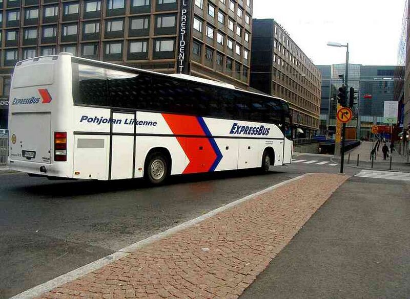 Файл:4388878 ExpressBus.jpg