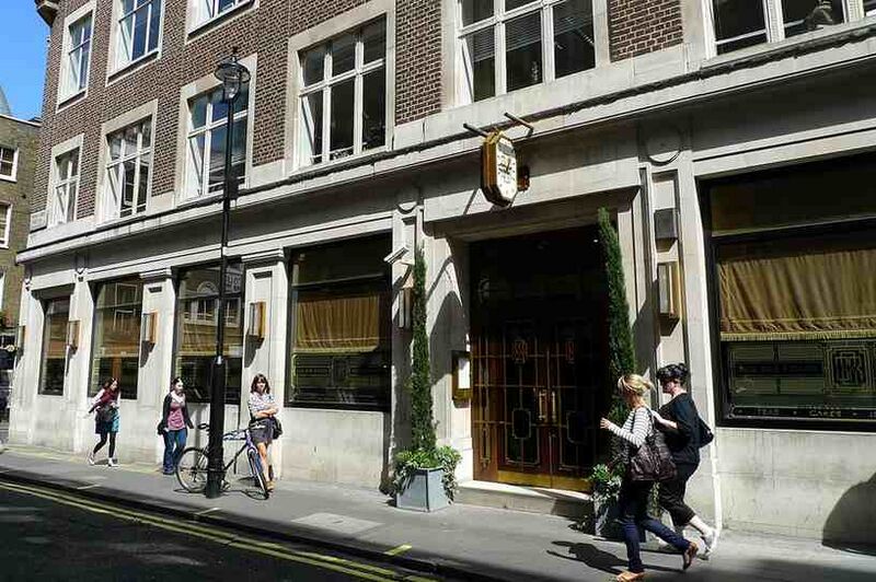 Файл:3366898 Bob Bob Ricard.jpg