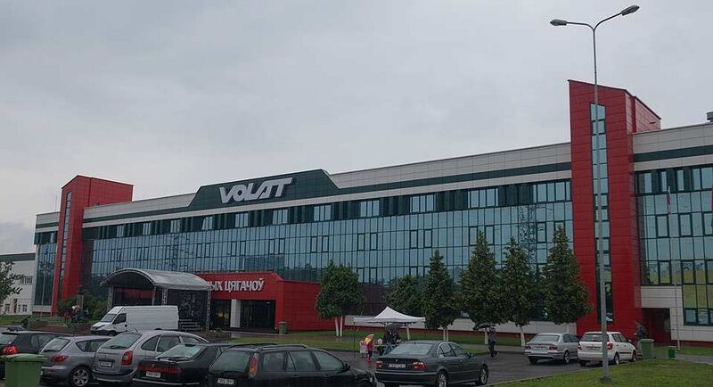 Файл:167144 Минский завод колёсных тягачей.jpg