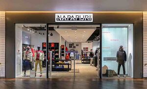 8886667 Napapijri.jpg