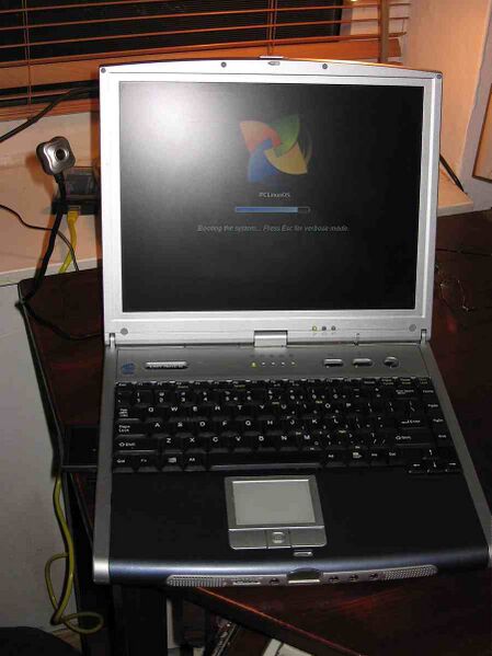 Файл:2383657 Packard Bell.jpg