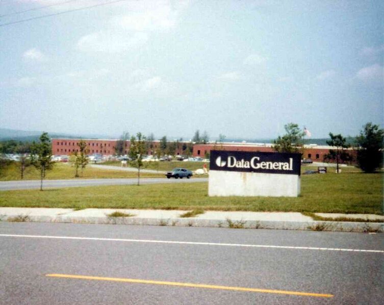 Файл:3999696 Data General.jpg