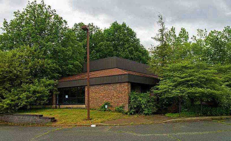 Файл:8082110 NXIVM.jpg