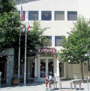 10941971 Dreyer’s.jpg