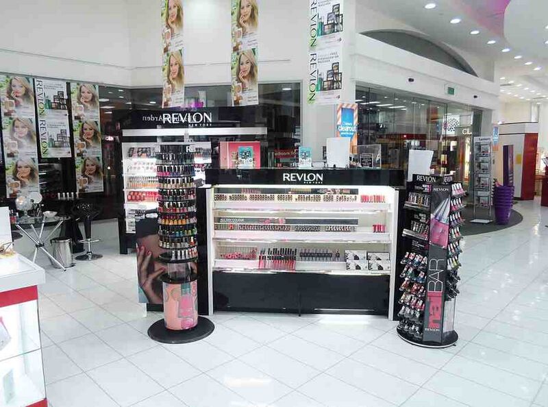 Файл:7272232 Revlon.jpg