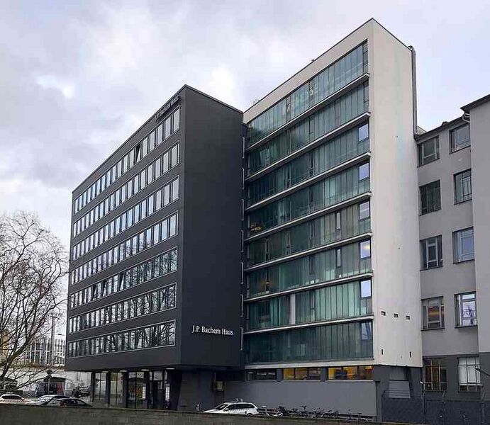 Файл:10444407 J.P. Bachem Verlag.jpg