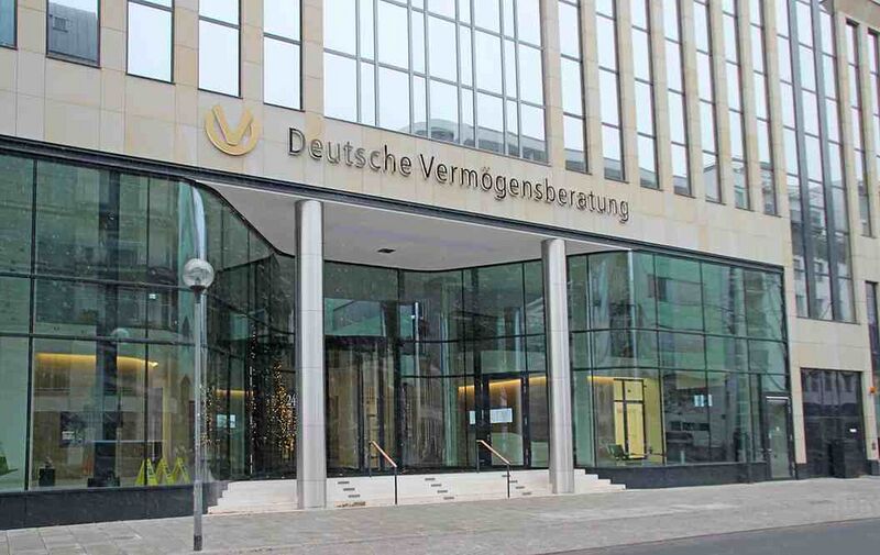 Файл:1742807 Deutsche Vermögensberatung.jpg