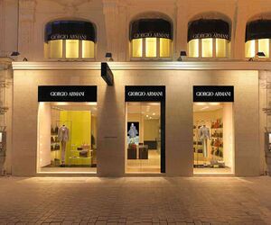 4943883 Giorgio Armani.jpg
