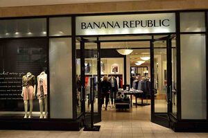 8374241 Banana Republic.jpg