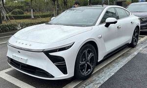 10843546 Exlantix.jpg