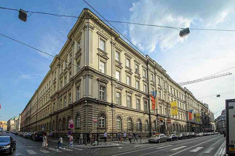 Файл:2786659 Česká pošta.jpg