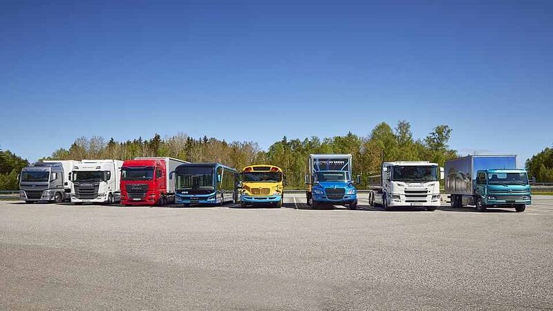 Файл:11157971 Traton.jpg