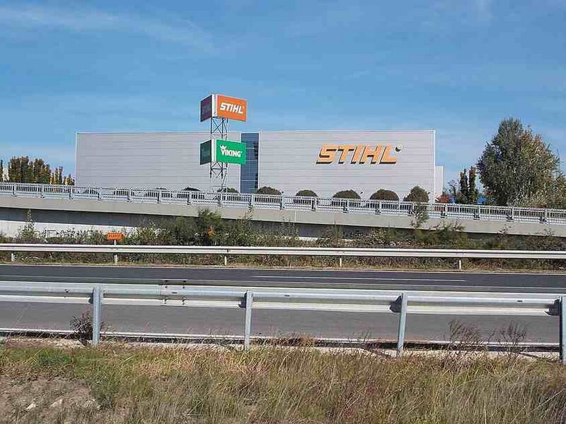 Файл:2542950 Stihl.jpg