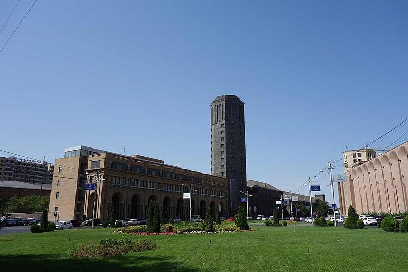 Файл:7532987 Ереванский коньячно-винно-водочный комбинат «Арарат».jpg