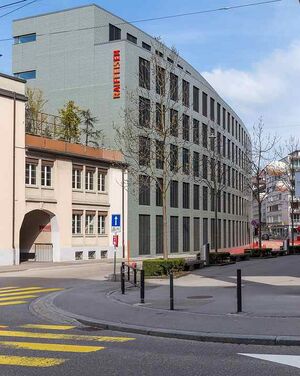 8930111 Raiffeisen (Швейцария).jpg