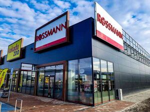 10439948 Rossmann.jpg