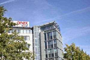 10475917 Anex Tour.jpg